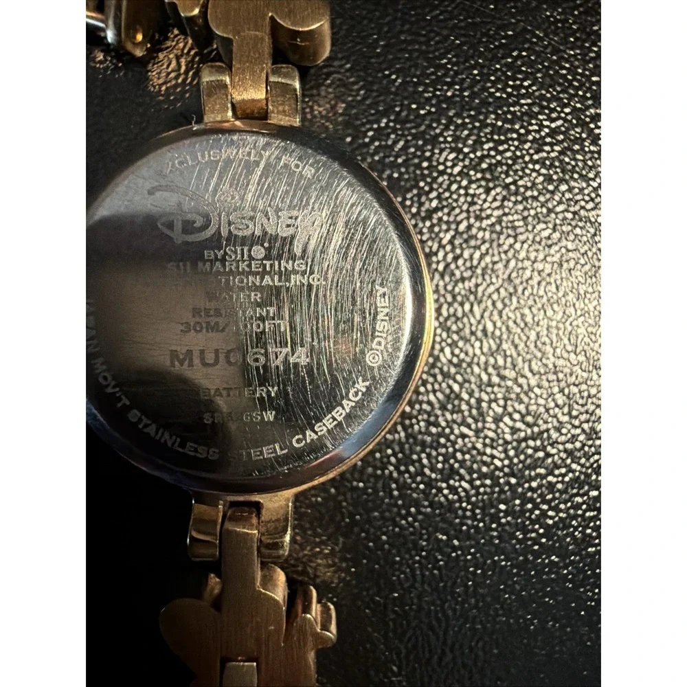 Disney Winnie The Pooh Honey Bee Links Gold Watch Adjustable 7